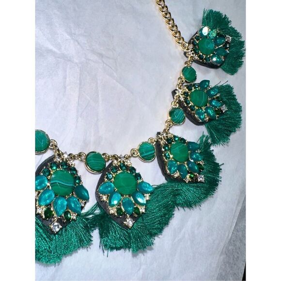 INC international concepts NEW green tassel necklace with gold tone chain - Picture 6 of 9